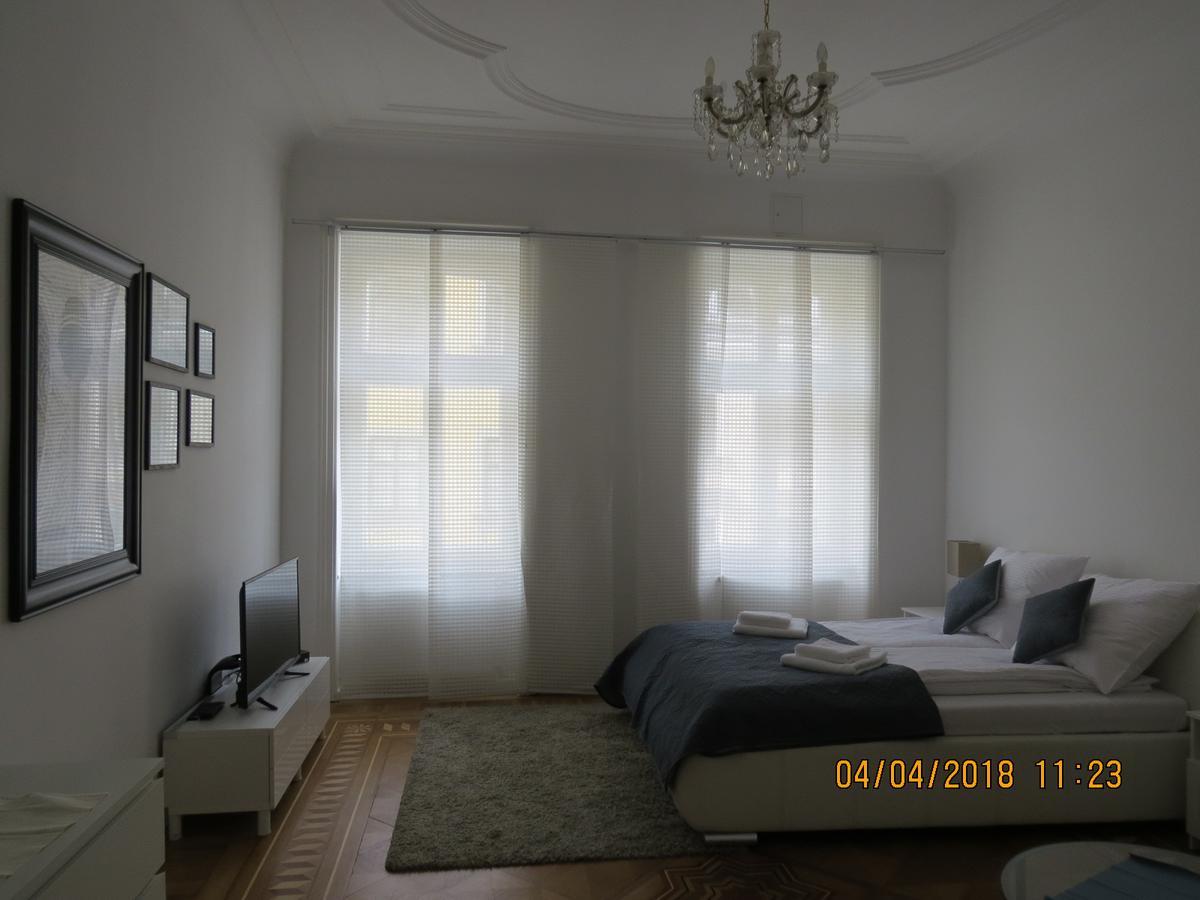 Ferienwohnungen Spittelberg Schrankgasse Viena Exterior foto